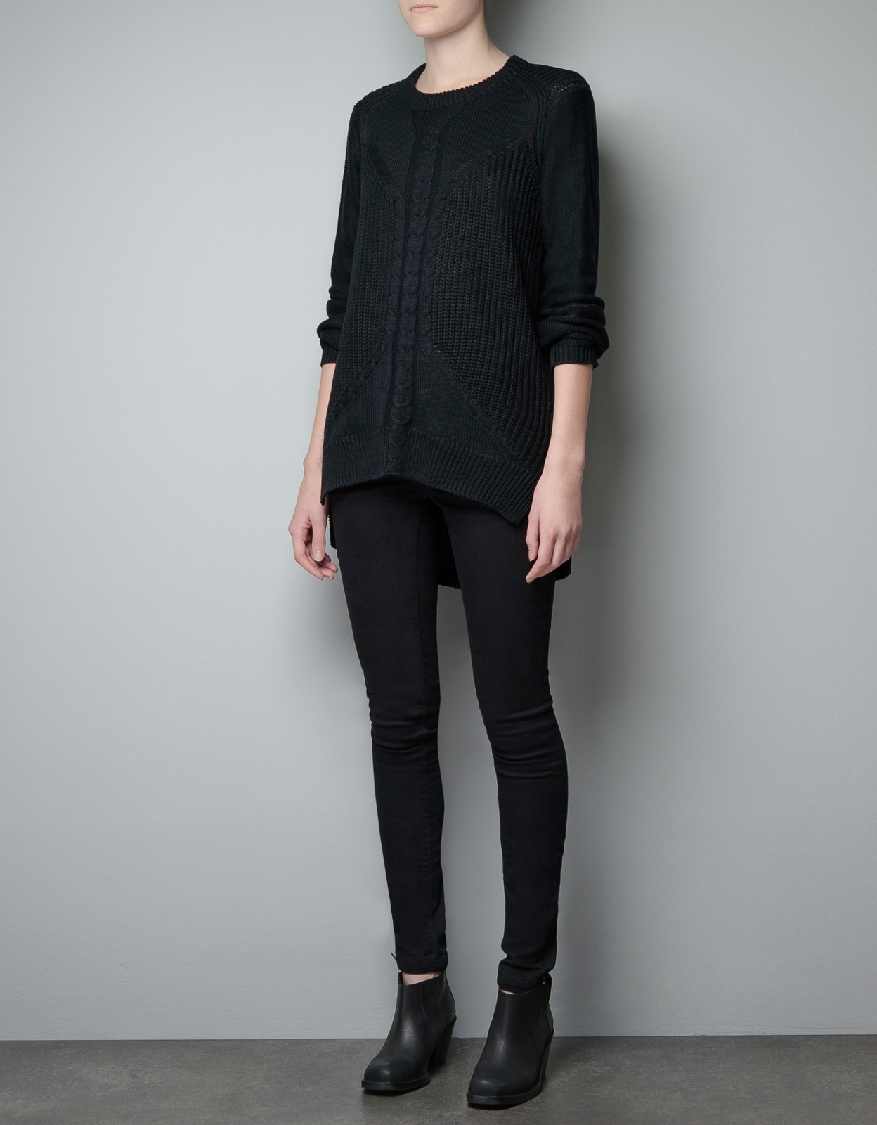 Zara fekete kötött pulóver fotója