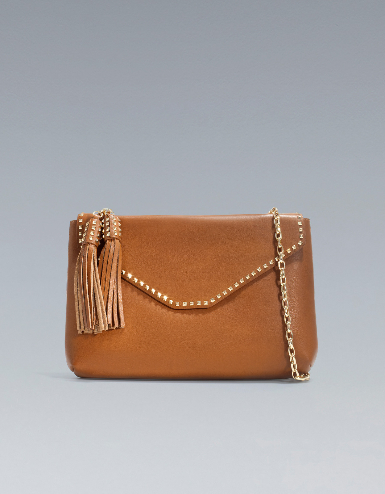 Zara láncos szegecses táska fotója