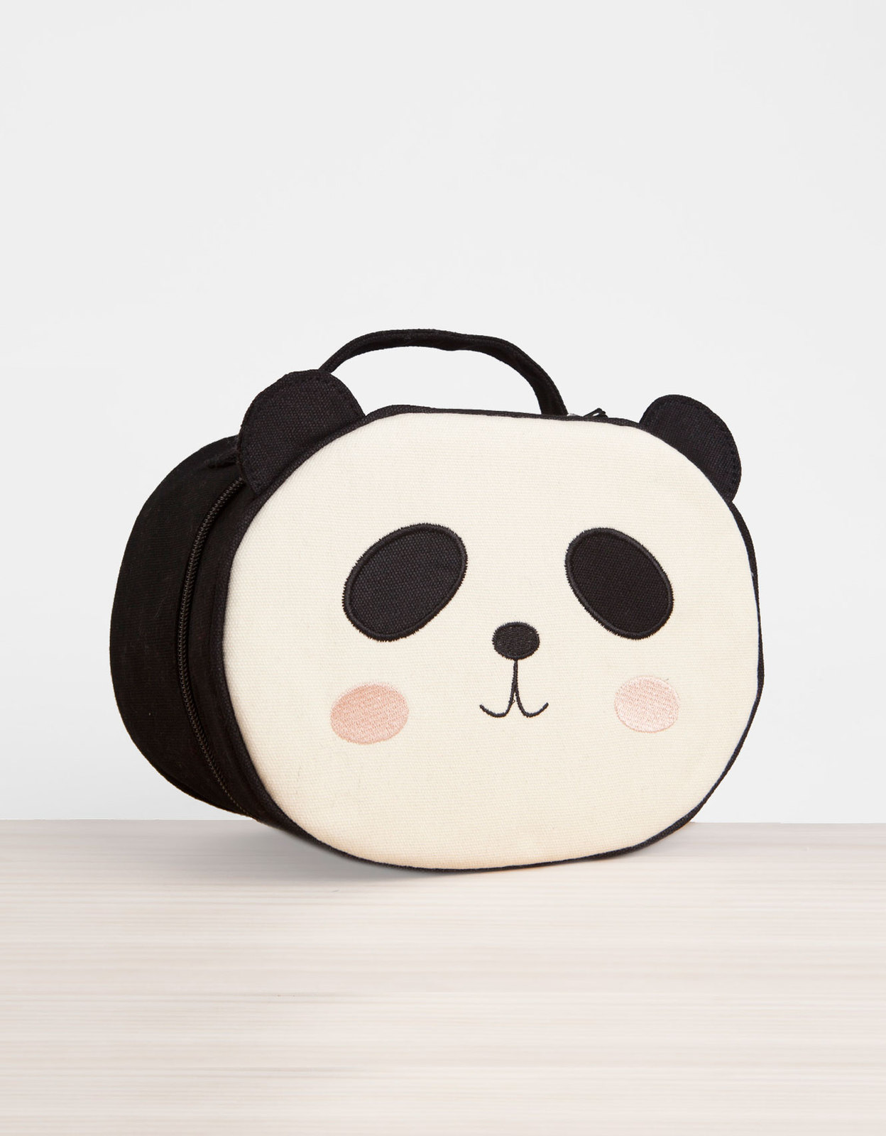 Oysho panda kozmetikai táska  fotója