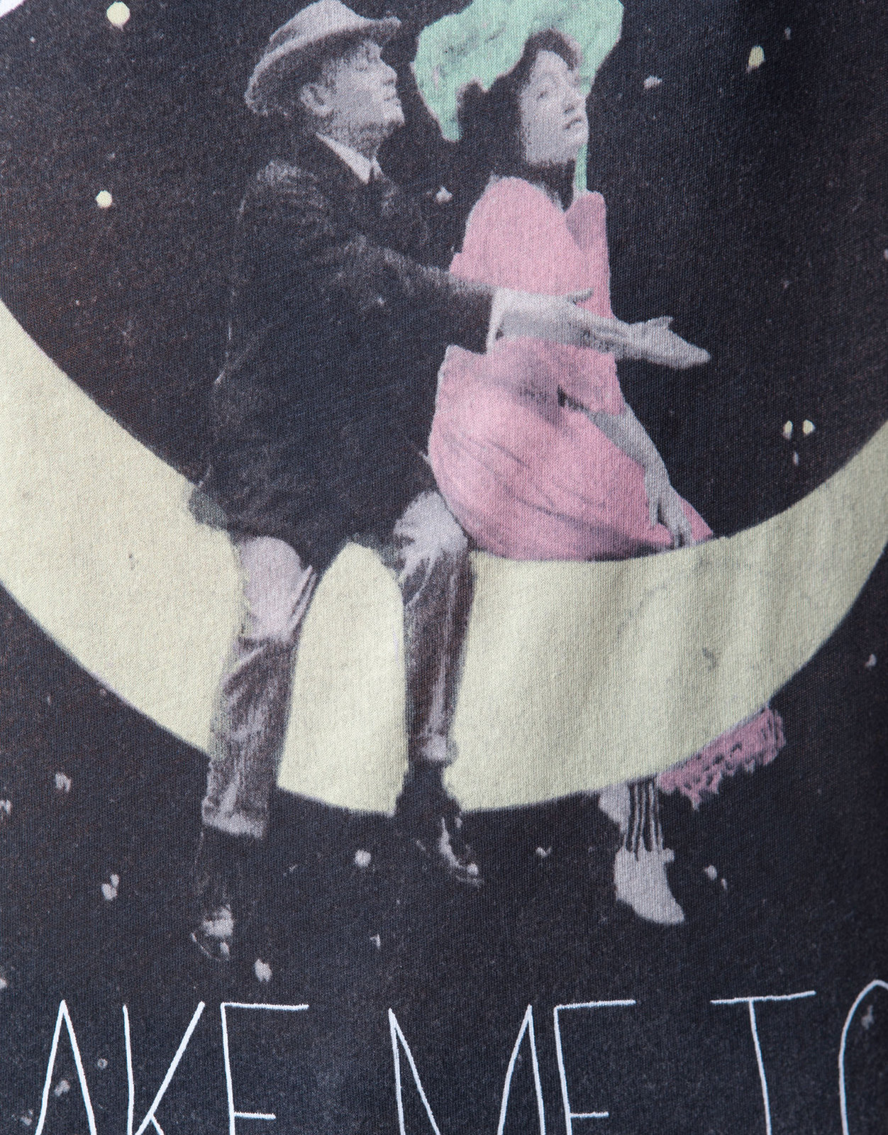 Pull and Bear romantikus mintájú póló 2012.2.13 fotója