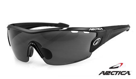 Arctica fekete napszemüveg napszemüveg 2012.4.6 #15960 fotója