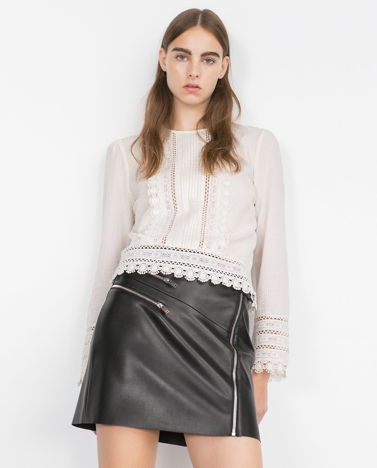 Zara csipke rátétes plumetis blúz 2015 fotója