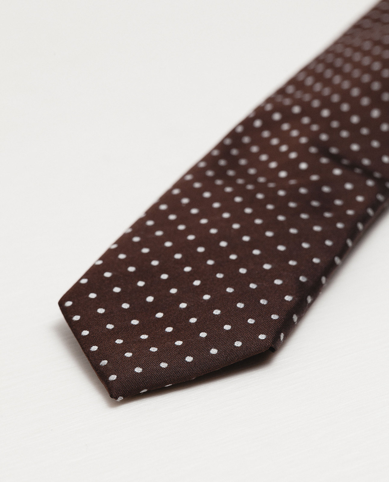 Zara polka pöttyös nyakkendő 2015 fotója