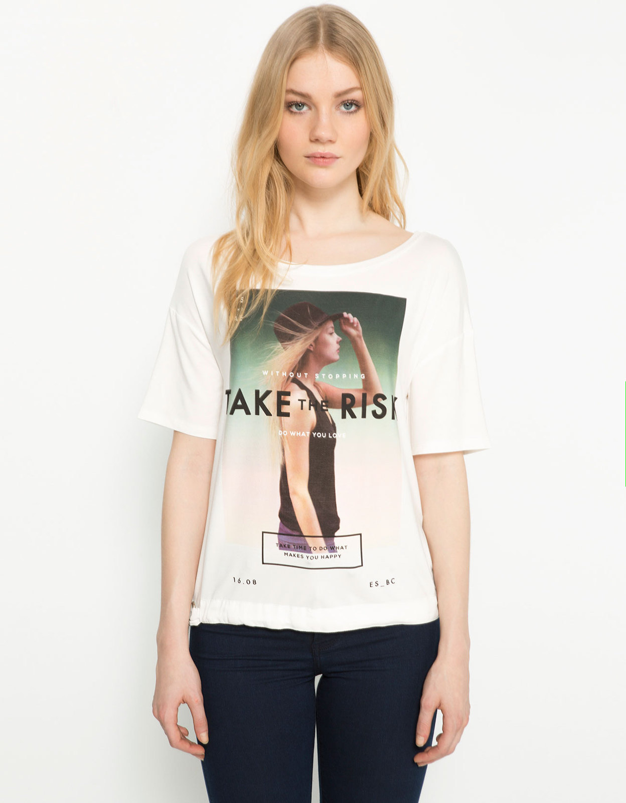 Bershka fehér női T-shirt csajos fotóval fotója