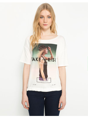 Bershka fehér női T-shirt csajos fotóval