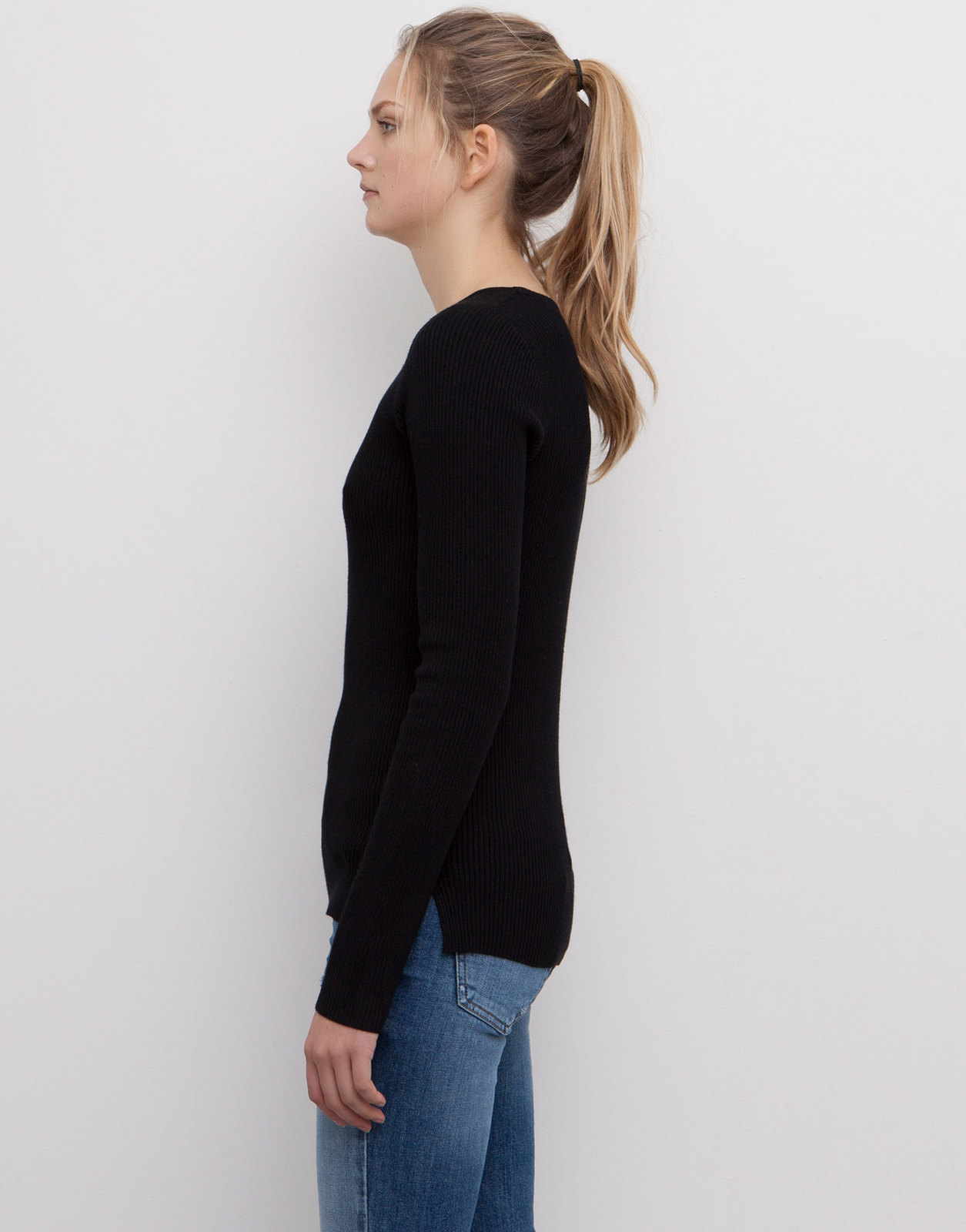 Pull and Bear bordázott kereknyakú női pulóver 2015 fotója