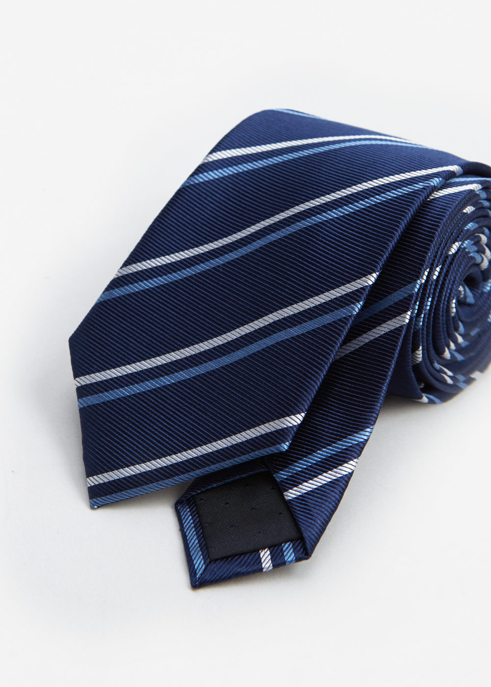 Mango csíkos selyem nyakkendő fotója