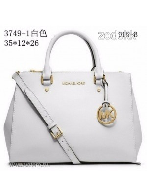 Új MK Michael Kors női táska kézi táska, válltáska több színben << lejárt 348940