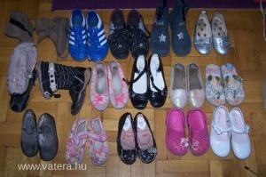 15 pár lány cipő vegyes méretek 26-33-as méretek, Hello Kitty,Adidas, Peppa, Zara, 1,- << lejárt 1180518 83 fotója