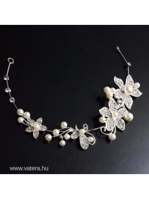 Fehér gyöngyös virág pillangó esküvői menyasszonyi fejdísz tiara AZONNAL << lejárt 78562