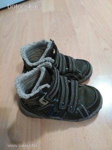 Bobbi Shoes 28-as bundás téli bakancs fiúnak << lejárt 2648344 92 fotója