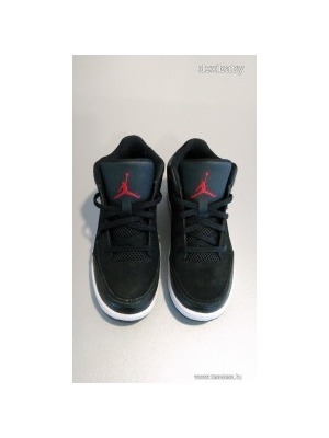 Nike Jordan sportcipő 34-es újszerű << lejárt 739487