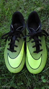 Nike 38-as stoplis focicipő << lejárt 7825418 59 fotója