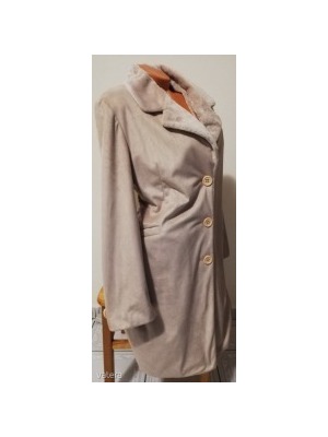 Nagyon szép,ELEGÁNS, karcsúsított bézs színű pihe-puha meleg kabát, igényesnek, 42-es méretben << lejárt 110655