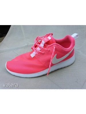 Nike Roshe Run szuper neon pink futó cipő, sport cipő Újszerű << lejárt 930869