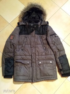 Kapucnis 152-s fiú téli kabát (C&A) újszerű << lejárt 5277549 20 fotója
