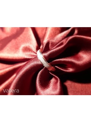 Új Női Alkalmi Nemesacél Karika Gyűrű 1 Forintos aukcióban! << lejárt 820065