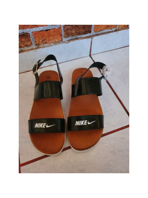 Nike divat szandál 38-s Új NMÁ << lejárt 253064