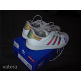 Adidas Superstar lányka cipő,sportcipő/33-34 << lejárt 763775