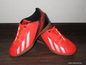 Adidas F5 piros terem foci cipő! 30-as méret! << lejárt 3836440 75 fotója