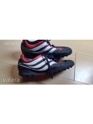 Adidas Műfüves stpolis foci cipő << lejárt 600110