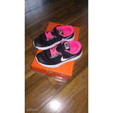 31,5 -es Nike fekete/rózsaszín sportcipő << lejárt 663178