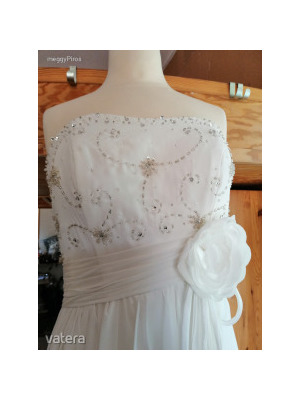 Új esküvői ruha 36-38 -os , gyöngyös, ekrű színű muszlin , finoman elegáns << lejárt 980691