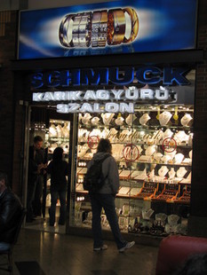 Schmuck Karikagyűrű Szalon - Westend fotó
